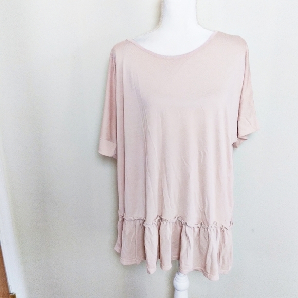 Andrée by Unit Pale Pink Peplum Dolman Blouse - Picture 1 of 7